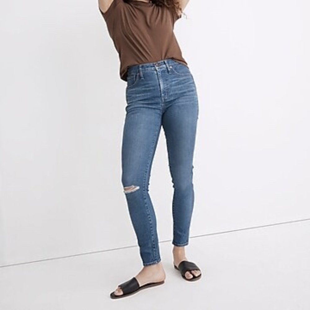 Madewell 10" High-Rise Skinny Jeans in Foregate Wash: Knee-Rip Edition